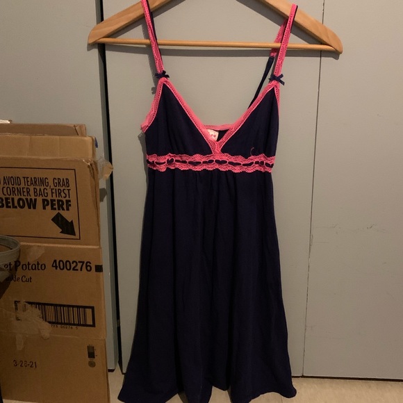 nuisette de la SENZA/ cute nightie from la SENZA - Picture 2 of 3